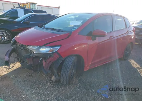 2018 Honda Fit Sport из США, поврежденный, VIN 3HGGK5H62JM705204